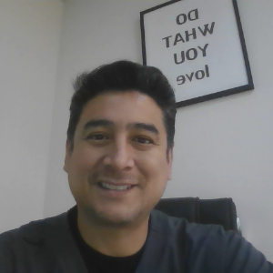 Profile photo of Carlos Vargas